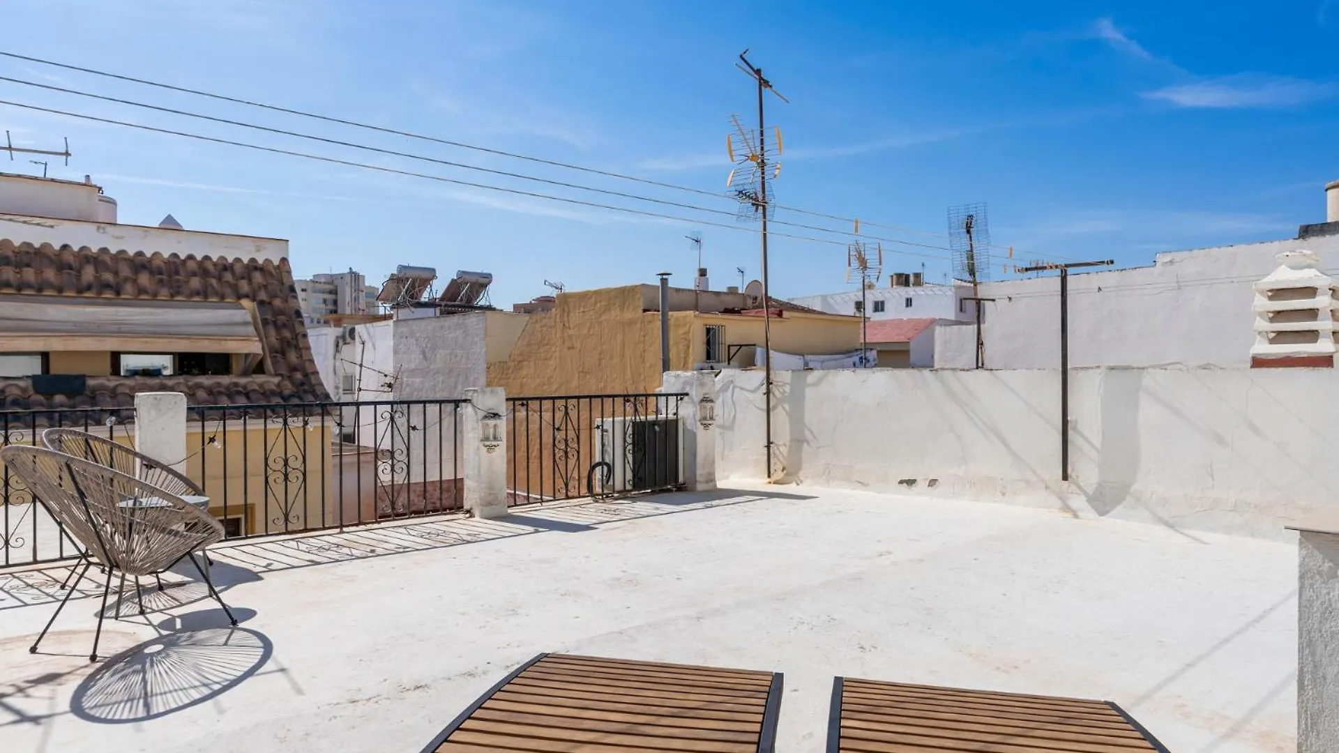 Apartment Bright Rooftop In Fuengirola City Center By Costarentals - Ref 255
